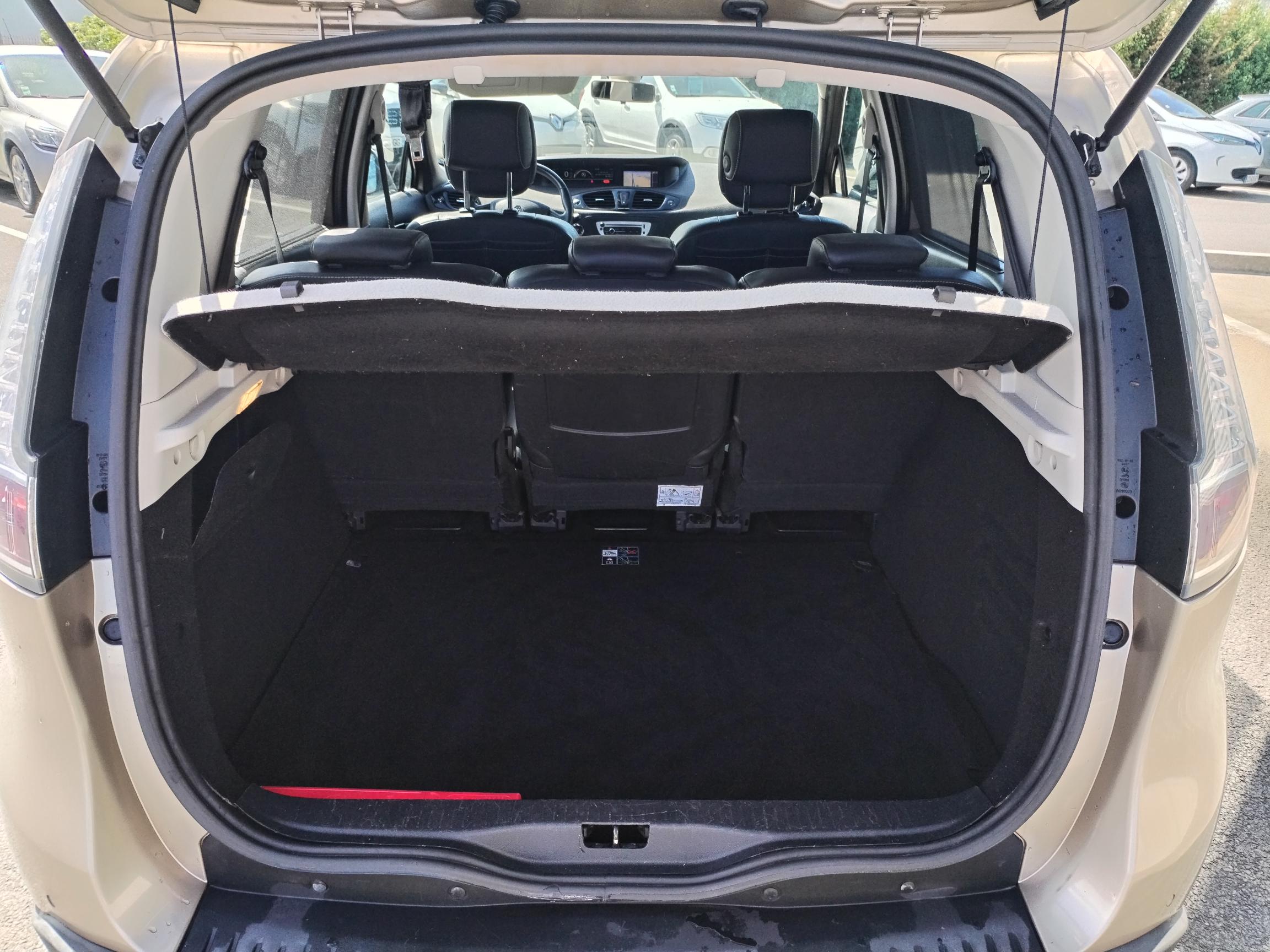 RENAULT  SCENIC III               